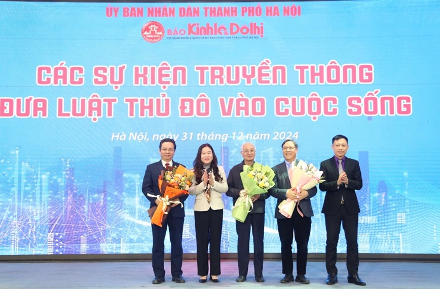 Luat Thu do 2024: Hien thuc khat vong vuon minh cua Thu do - Hinh anh 1