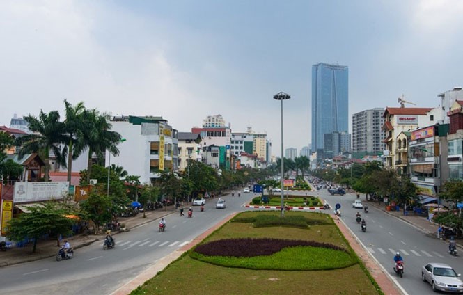 Ha Noi xen dai phan cach, mo rong mat duong Lieu Giai - Hinh anh 1