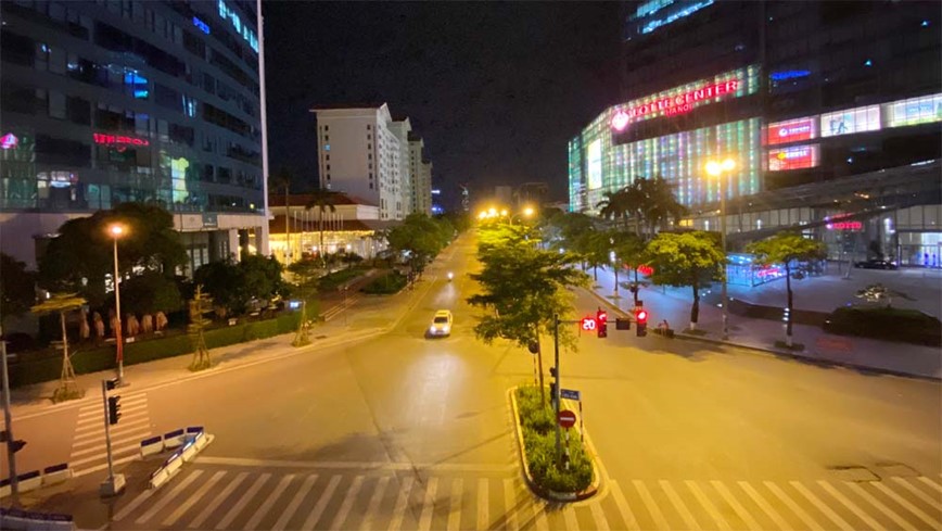 Ha Noi vang lang, yen binh dem gian cach xa hoi - Hinh anh 11