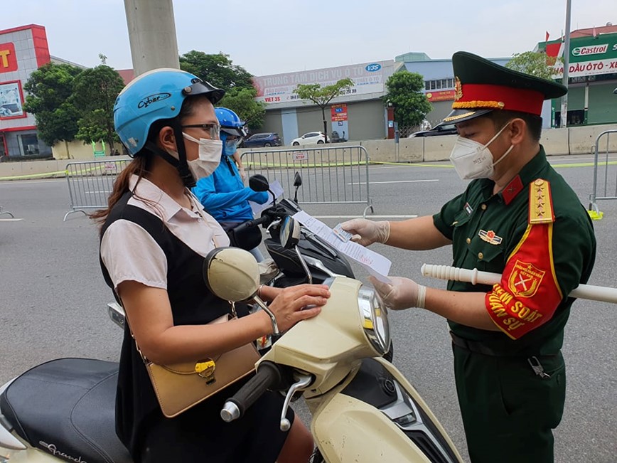 Ha Noi: Khong con hien tuong un tac tai tuyen duong Cau Dien, Nguyen Trai - Hinh anh 3