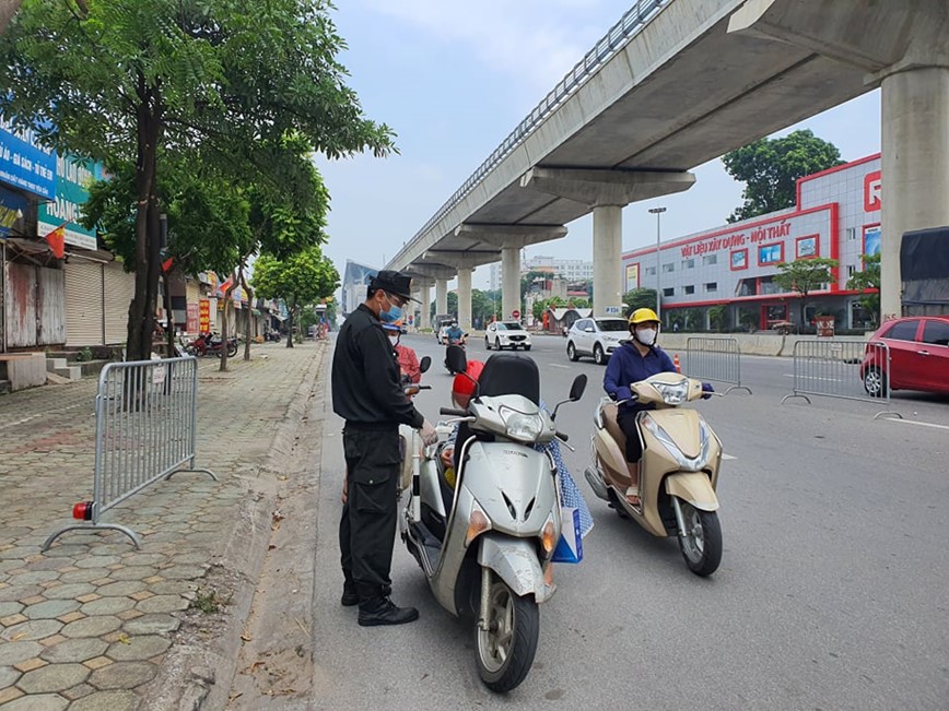 Ha Noi: Khong con hien tuong un tac tai tuyen duong Cau Dien, Nguyen Trai - Hinh anh 2