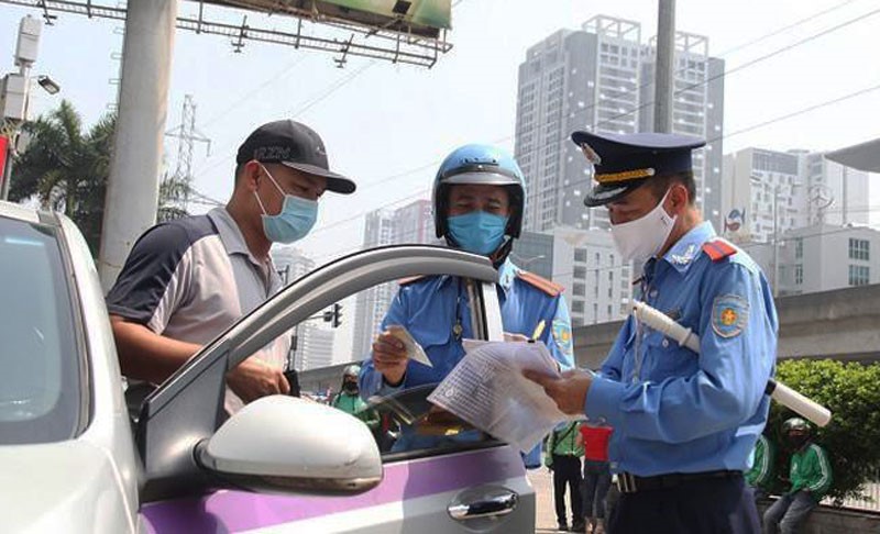 Ha Noi: Dung cap doi phu hieu voi don vi khong truyen du lieu giam sat hanh trinh - Hinh anh 1