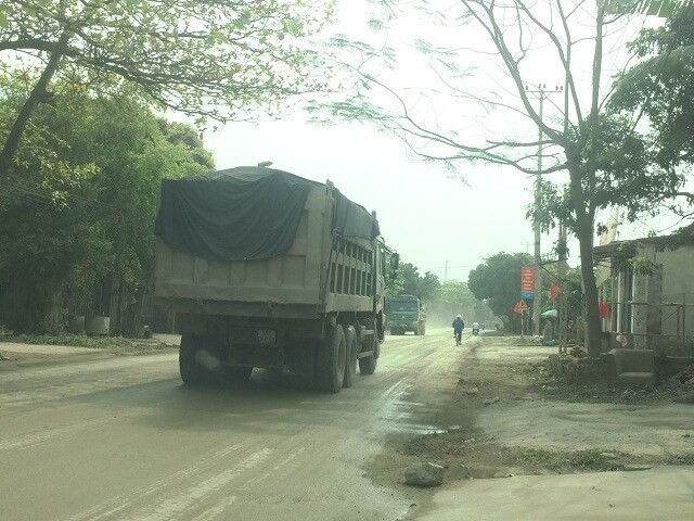 Cap thiet dau tu nang cap 2 tuyen quoc lo qua Hoa Binh - Hinh anh 1