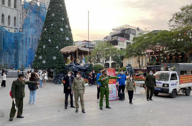 Ha Noi bao dam an ninh trat tu va phong chong dich dem Noel - Hinh anh 1