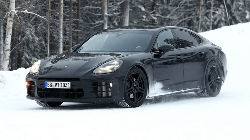 Porsche thu nghiem Panamera Facelift voi kieu dang va noi that moi - Hinh anh 1