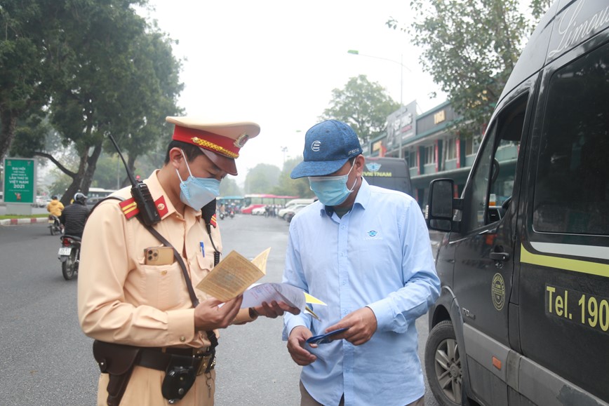 Vi pham trong hoat dong van tai: Tang che tai co tinh ran de - Hinh anh 1