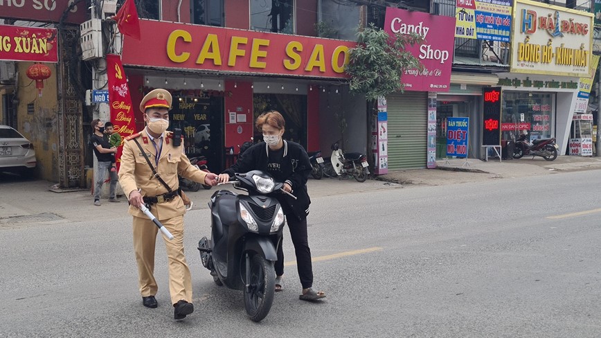 Giao duc toan dien, nghiem khac, ben bi - Hinh anh 1