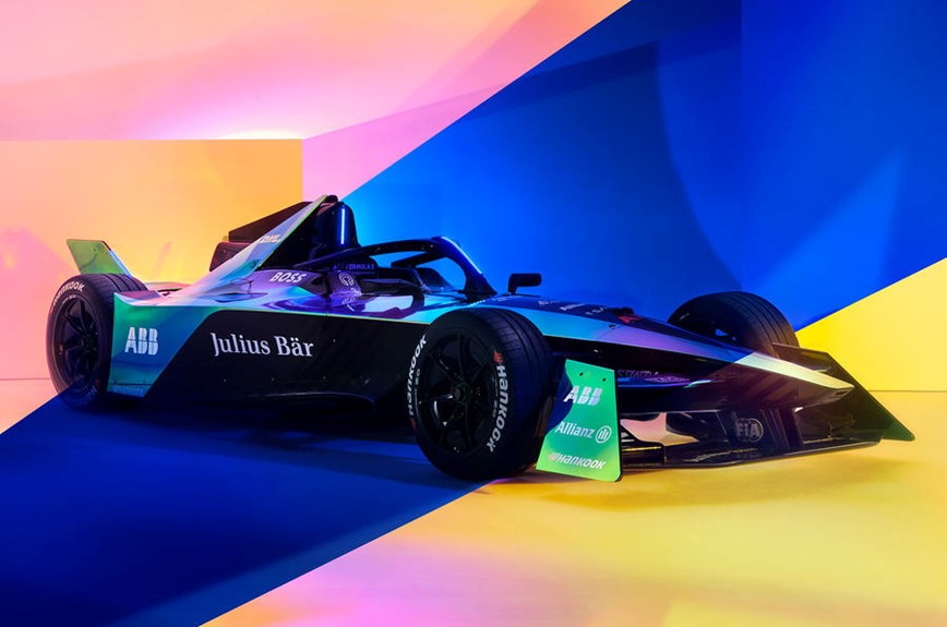 Vi sao cac tay dua hao hung voi nhung chiec xe Gen 3 cua Formula E? - Hinh anh 1