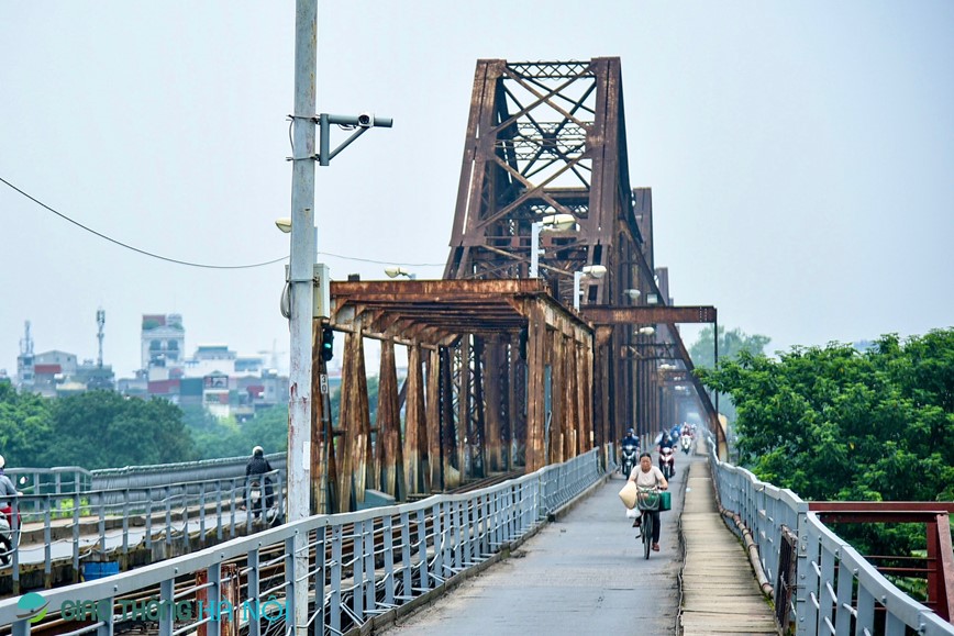 Co hoi day nhanh viec “hoi sinh” cau Long Bien - Hinh anh 3