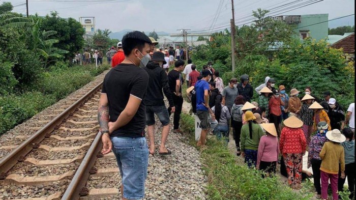 Tai nan giao thong moi nhat hom nay (21/7): Xe tai lao xuong vuc sau o Son La khien 3 nguoi tu vong - Hinh anh 1