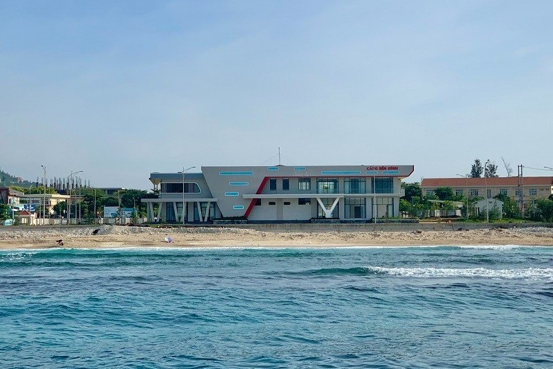 Quang Ngai xay dung de chan song Cang Ben Dinh - Hinh anh 1