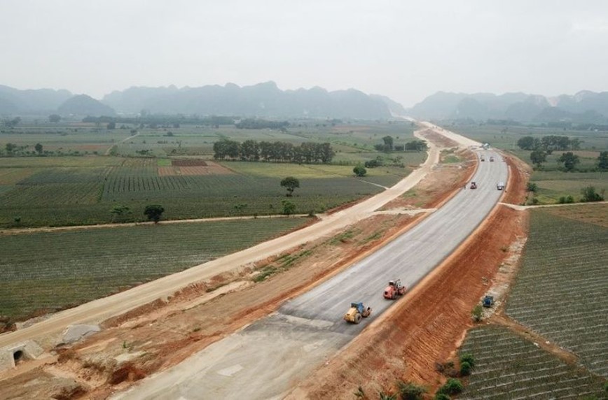 Khan truong hoan thanh cong tac lua chon nha thau cao toc Bac - Nam giai doan 2 - Hinh anh 1