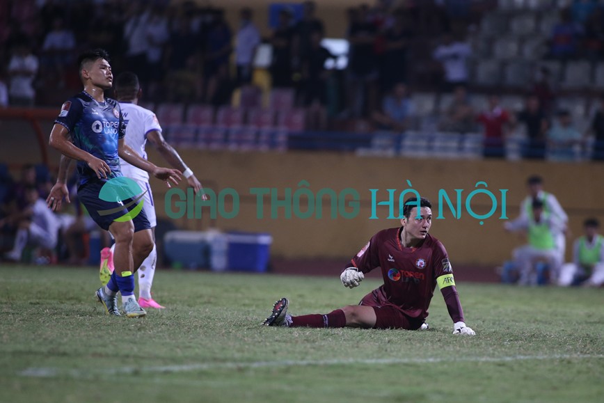 Thu mon Filip Nguyen du khan, Van Lam thung luoi 4 ban truoc Ha Noi FC - Hinh anh 11