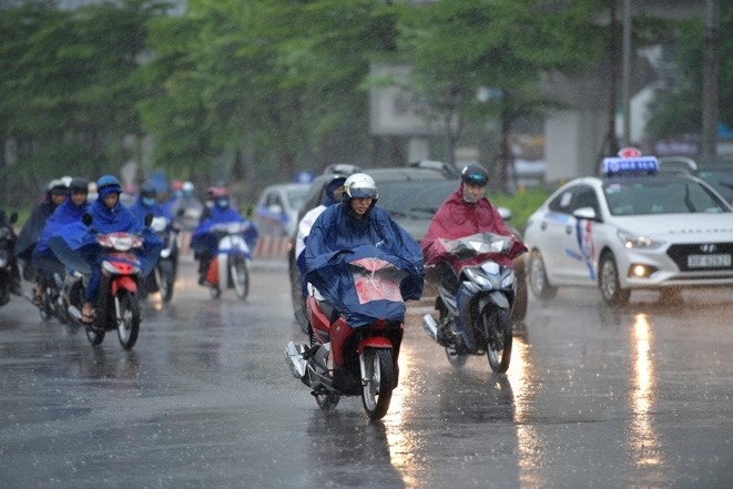 Thoi tiet ngay 10/9: Nhieu khu vuc tren ca nuoc co mua rao va dong, cuc bo co mua to  - Hinh anh 1