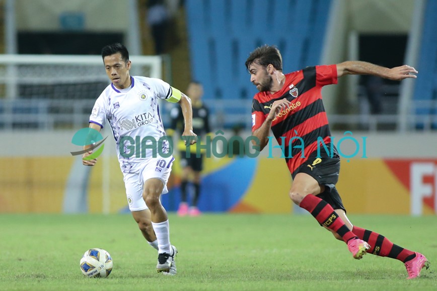 Can canh tran Ha Noi FC thua tam phuc khau phuc truoc Pohang Steelers - Hinh anh 1