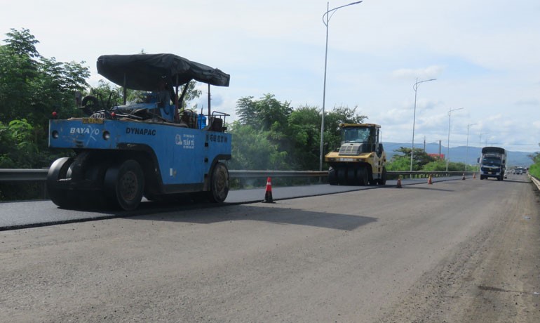 Thuc hien cong tac quan ly, bao tri va dam bao ATGT tren cac tuyen quoc lo  - Hinh anh 1