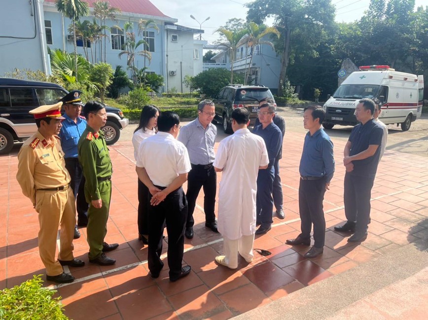 Khan truong dieu tra, khac phuc hau qua vu tai nan dac biet nghiem trong o Lang Son - Hinh anh 4