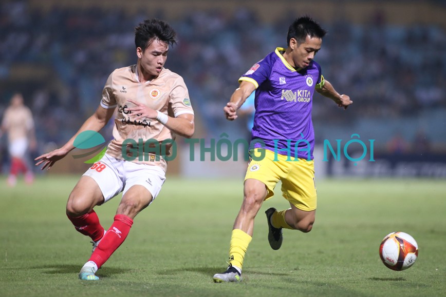 CAHN danh bai Ha Noi FC tai vong 3 V-League 2023/2024 - Hinh anh 1