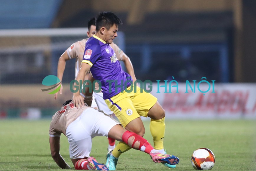 CAHN danh bai Ha Noi FC tai vong 3 V-League 2023/2024 - Hinh anh 7