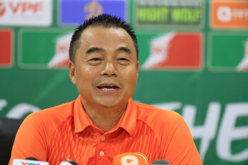 CAHN khong duoc nhan tien thuong sau chuc vo dich V-League 2023 tu CLB? - Hinh anh 1