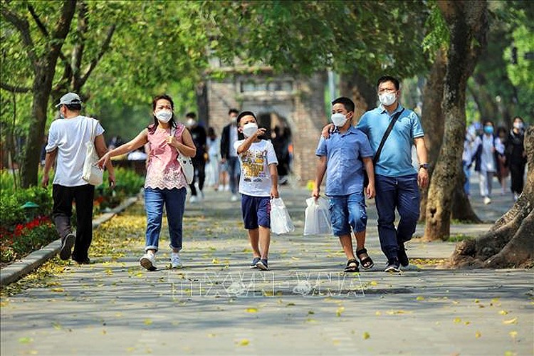 Thoi tiet ngay 5/11: ca nuoc troi nang rao, Nam Bo chieu toi co mua dong - Hinh anh 1