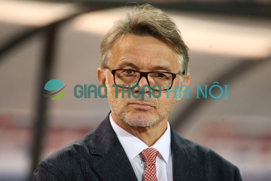 HLV Philippe Troussier noi gi ve doi thu tai VCK U23 chau A 2024? - Hinh anh 2