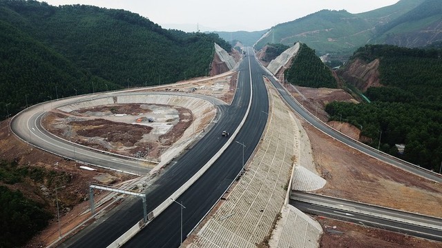 Tang cuong dam bao an toan lao dong, ATGT du an cao toc Tuyen Quang - Phu Tho - Hinh anh 1