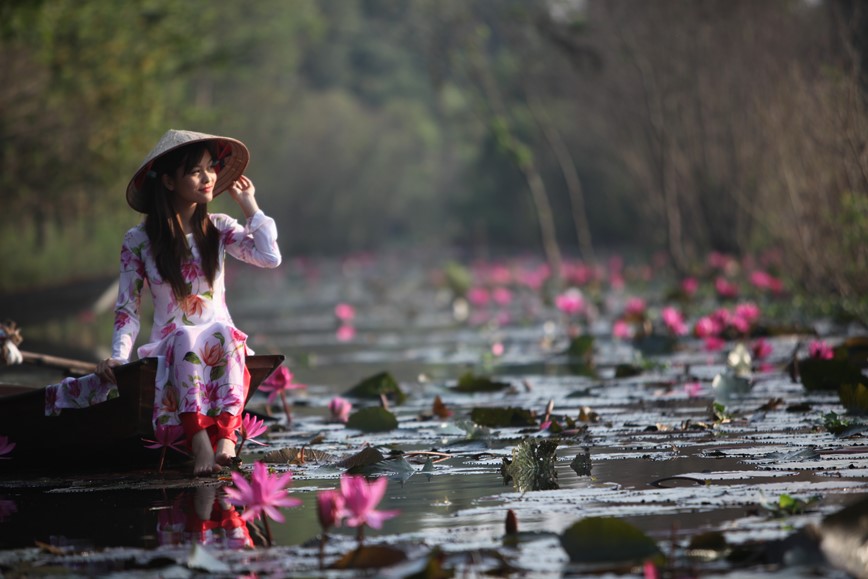 Ngam nhin ve dep mua hoa sung suoi Yen - Hinh anh 13