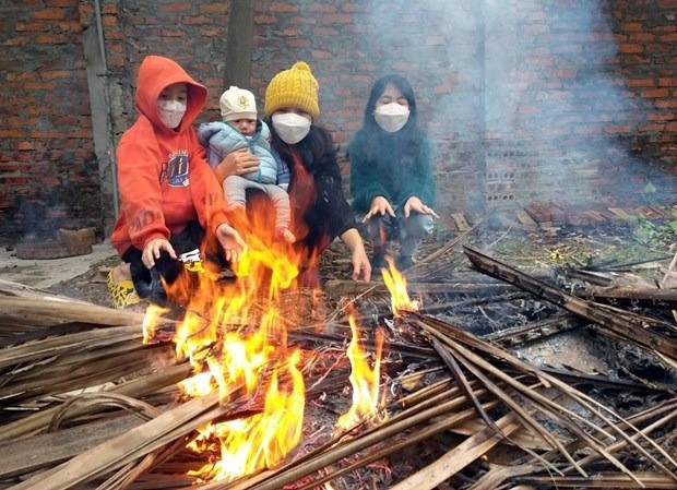 Thoi tiet ngay 23/12: Khong khi lanh tang cuong, mien Bac ret dam, vung nui ret hai - Hinh anh 1