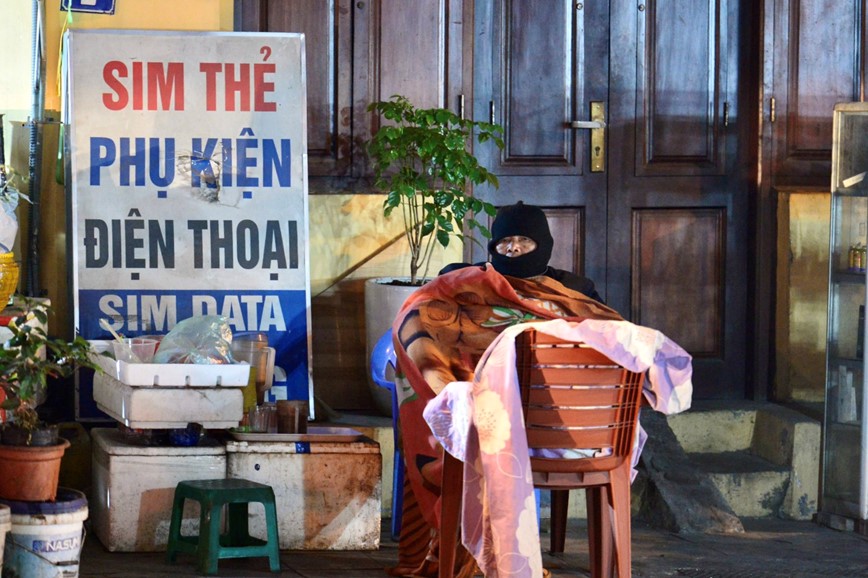 Nguoi vo gia cu chong choi cai ret buot o Ha Noi - Hinh anh 10