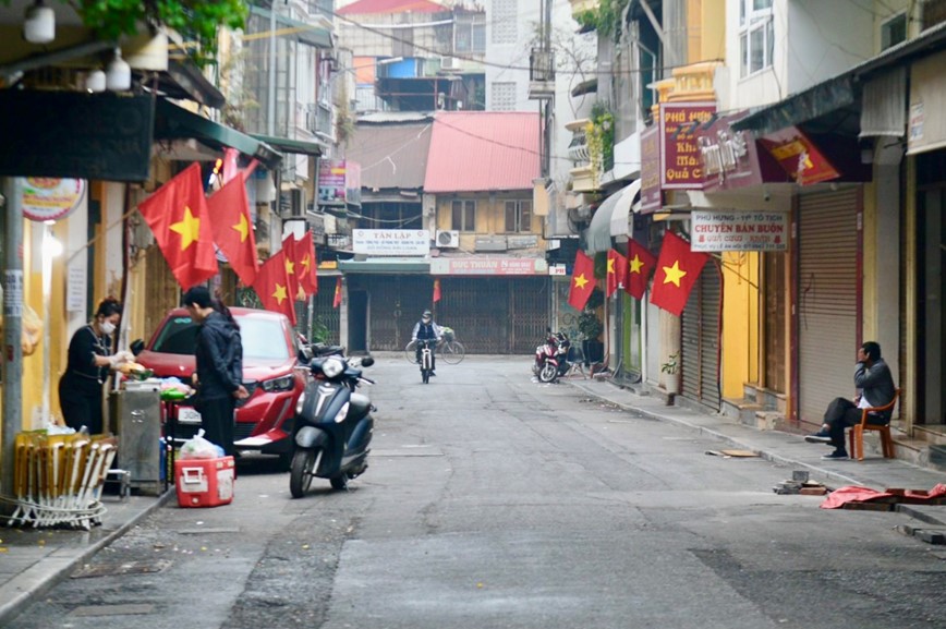 Ha Noi vang ve, thanh binh ngay dau nam moi 2024 - Hinh anh 9