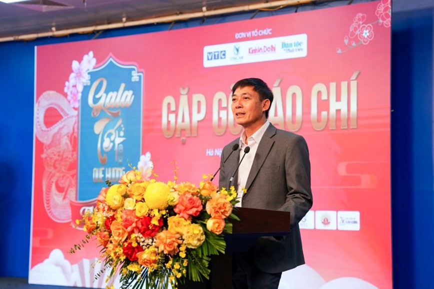 “Gala Tet Que huong 2024“: Bua tiec nghe thuat xuc cam dem Giao thua - Hinh anh 3