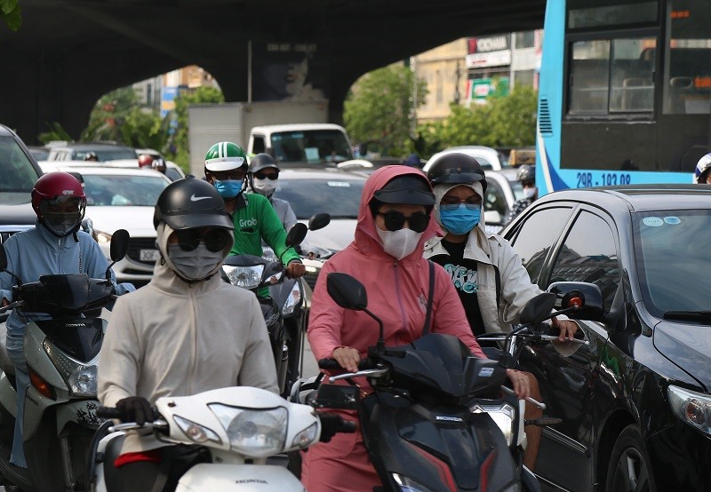 Ha Noi: Nguoi dan lai ngan ngam voi “bai ca” tac duong - Hinh anh 11