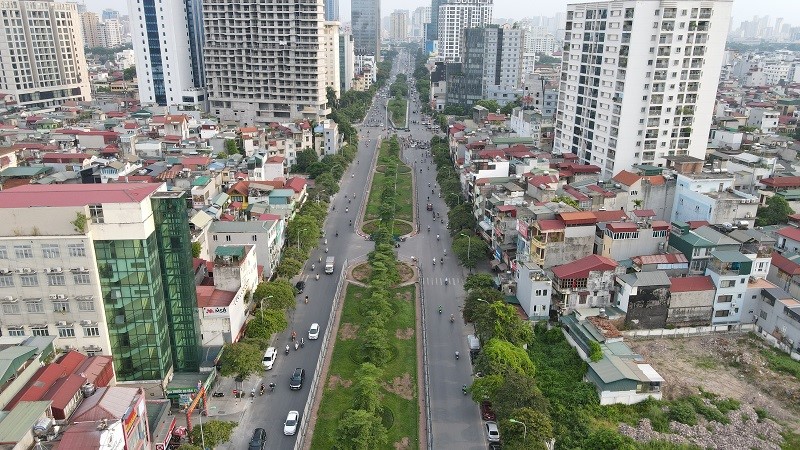 5 mui thi cong, xuyen dem xen dai phan cach doan tuyen Van Cao - Lieu Giai - Hinh anh 15