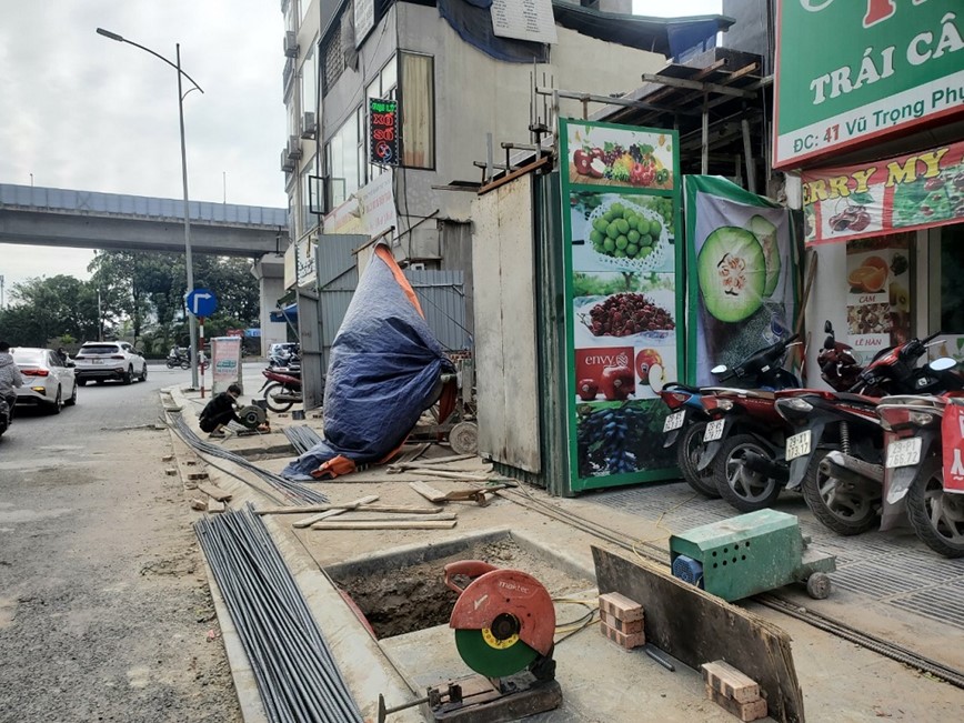 Duong Vu Trong Phung, chua ban giao da tran lan vi pham trat tu do thi - Hinh anh 3