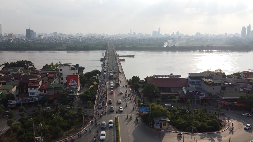 Xuyen dem kiem dinh cau Chuong Duong - Hinh anh 2