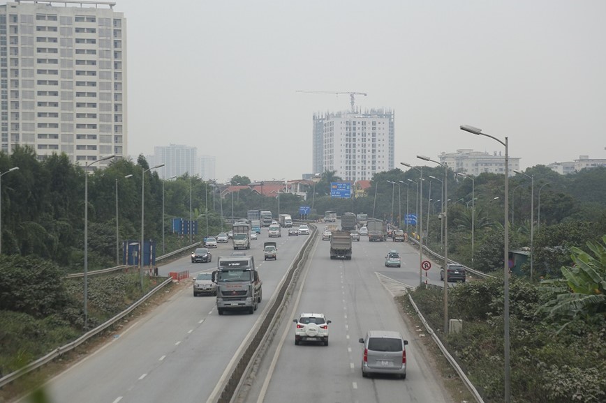 Ha Noi: Ben xe diu hiu, vang ve truoc ky nghi Tet Duong lich - Hinh anh 8