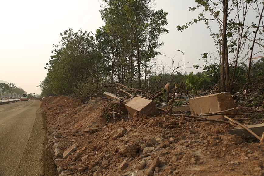 Thi cong duong gom Dai lo Thang Long, thieu bien phap an toan - Hinh anh 6