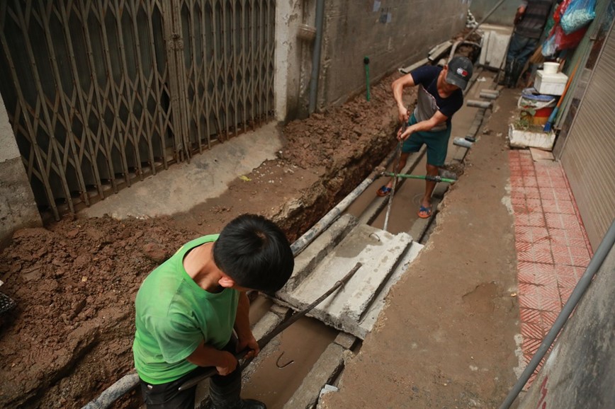 Ha Noi: Dung thi cong, dao duong dip 30/4 – 1/5 - Hinh anh 1