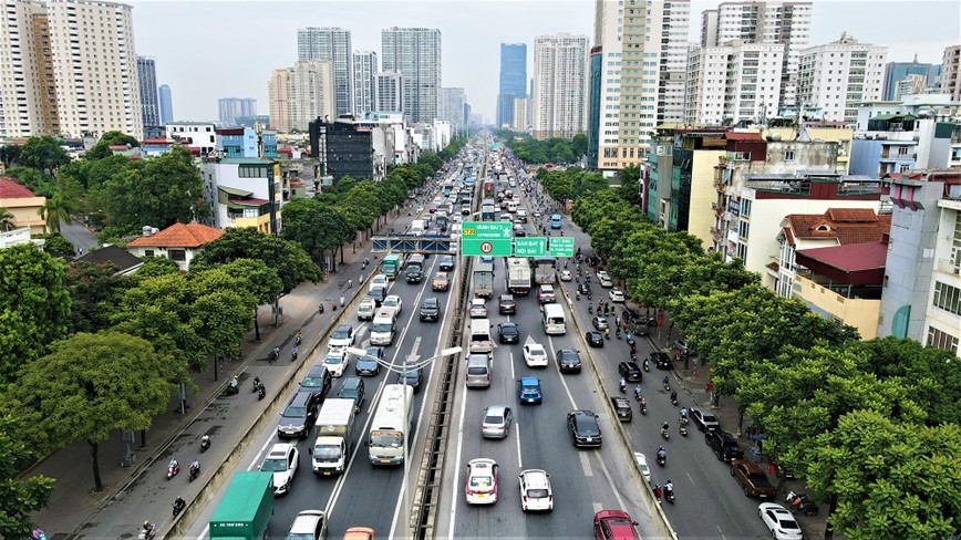 Duong pho Ha Noi ket cung sau ky nghi le - Hinh anh 2