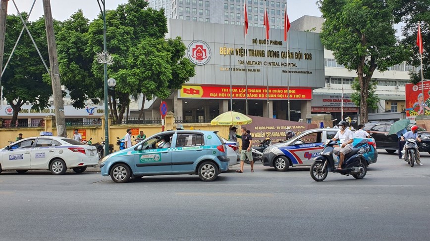 Cuoc taxi lai giam? - Hinh anh 1