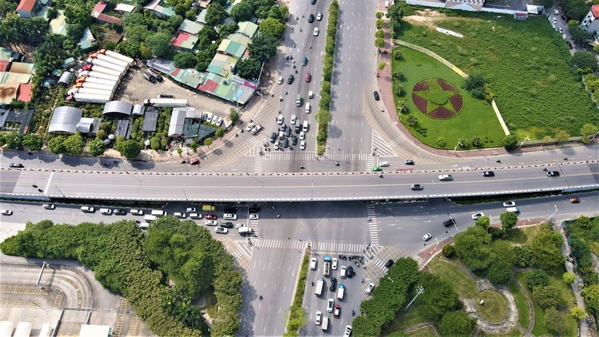 Ha Noi: Nhin tu tren cao nhung khu vuc duoc de xuat lam ham chui - Hinh anh 9