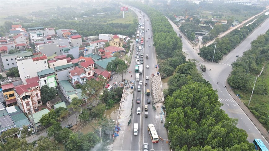 Duy tu cau Kenh Giua, rut ngan nua thoi gian de dam bao luu thong - Hinh anh 7