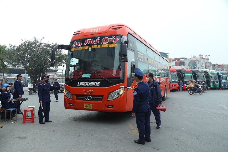 Giam sat nghiem tu ben xe de phuong tien xuat ben an toan   - Hinh anh 2