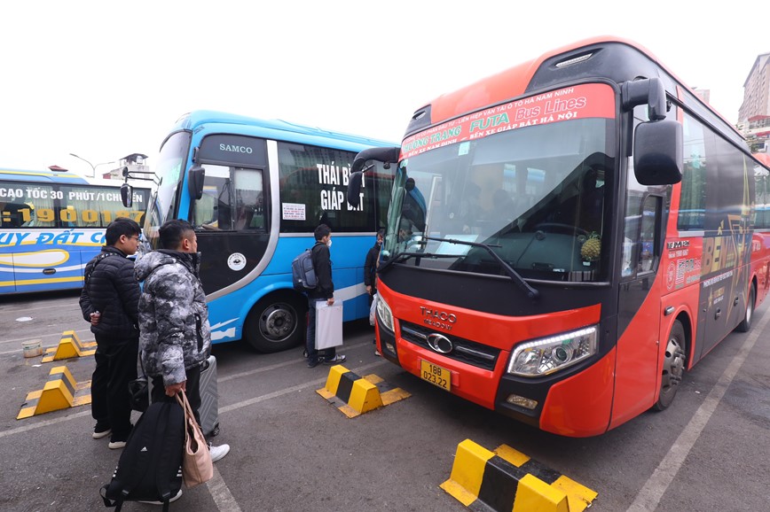 Giao thong Ha Noi giam nhiet ngay dau nghi le - Hinh anh 8