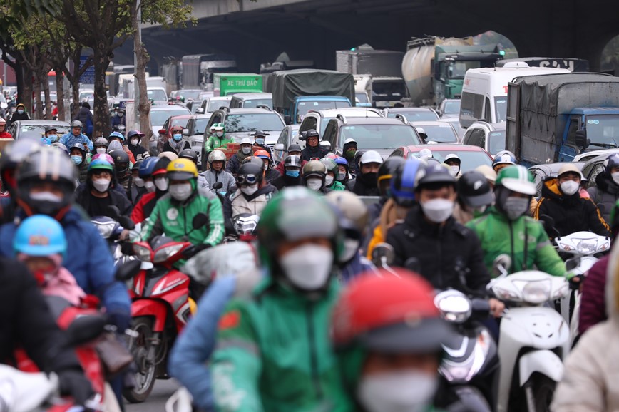 Giao thong Ha Noi giam nhiet ngay dau nghi le - Hinh anh 2