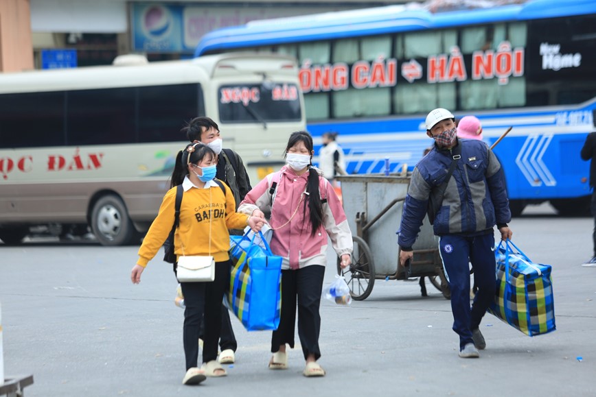 Ha Noi: Nguoi dan chu dong ve que an Tet som - Hinh anh 4