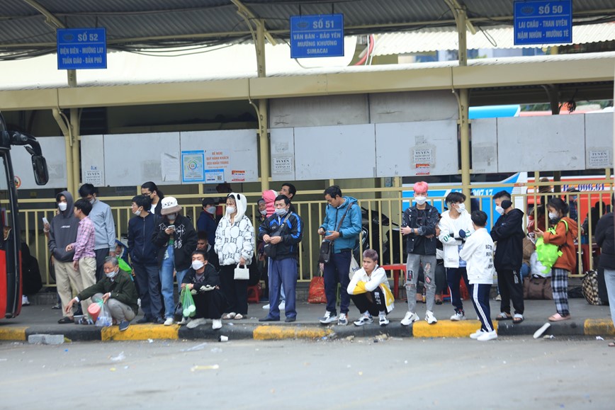 Ha Noi: Nguoi dan chu dong ve que an Tet som - Hinh anh 2