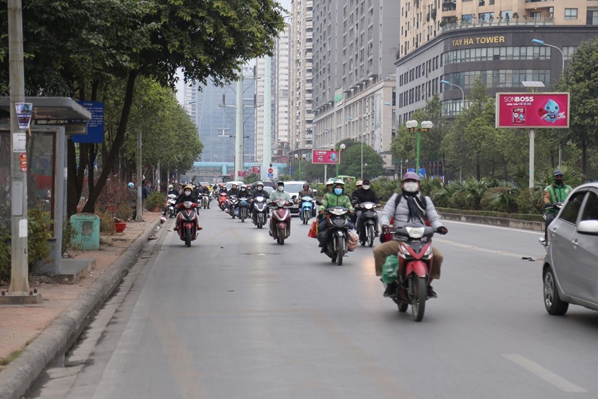 Giao thong Ha Noi thuan loi truoc ky nghi Tet Nguyen dan - Hinh anh 7