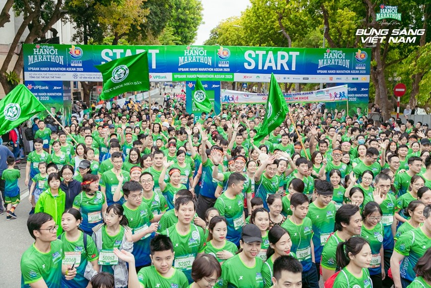 Ha Noi: De xuat cam nhieu tuyen duong phuc vu giai chay Marathon quoc te  - Hinh anh 1